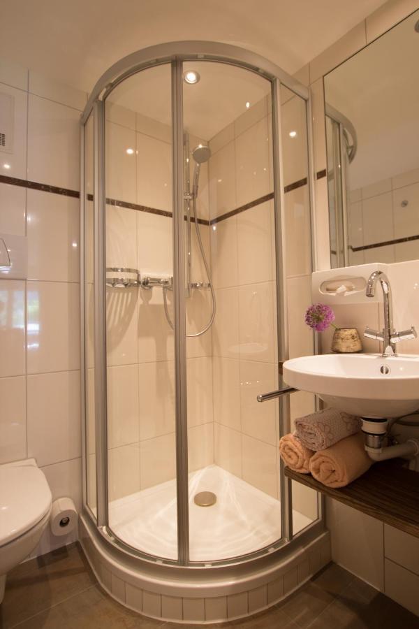 Pension Christophorus Hotel Garni パーテネン エクステリア 写真
