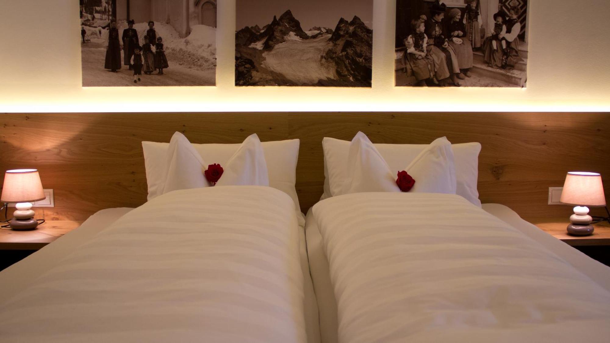 Pension Christophorus Hotel Garni パーテネン エクステリア 写真
