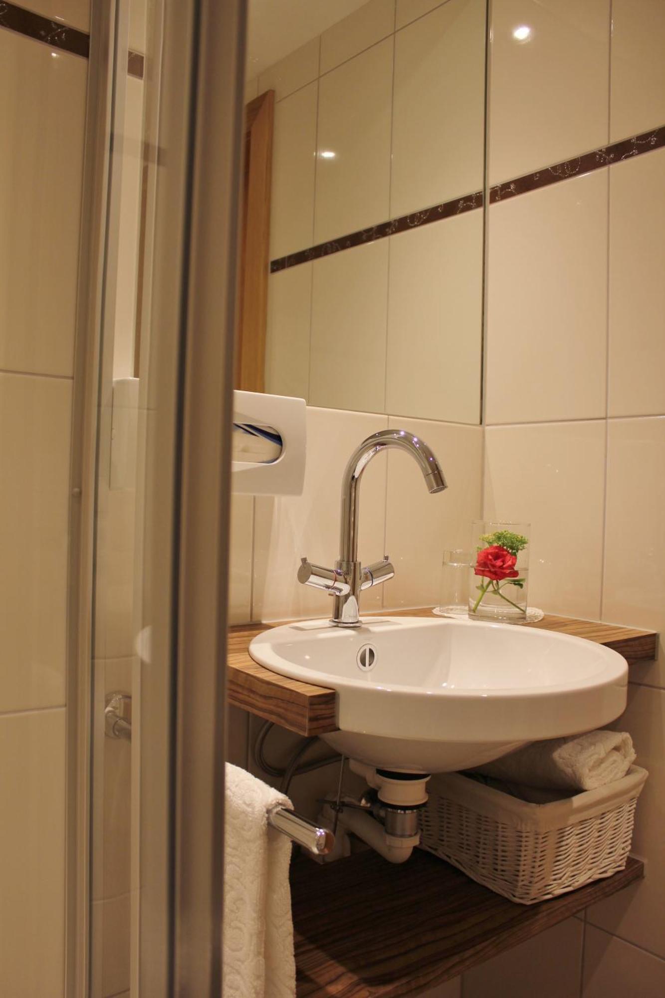 Pension Christophorus Hotel Garni パーテネン エクステリア 写真