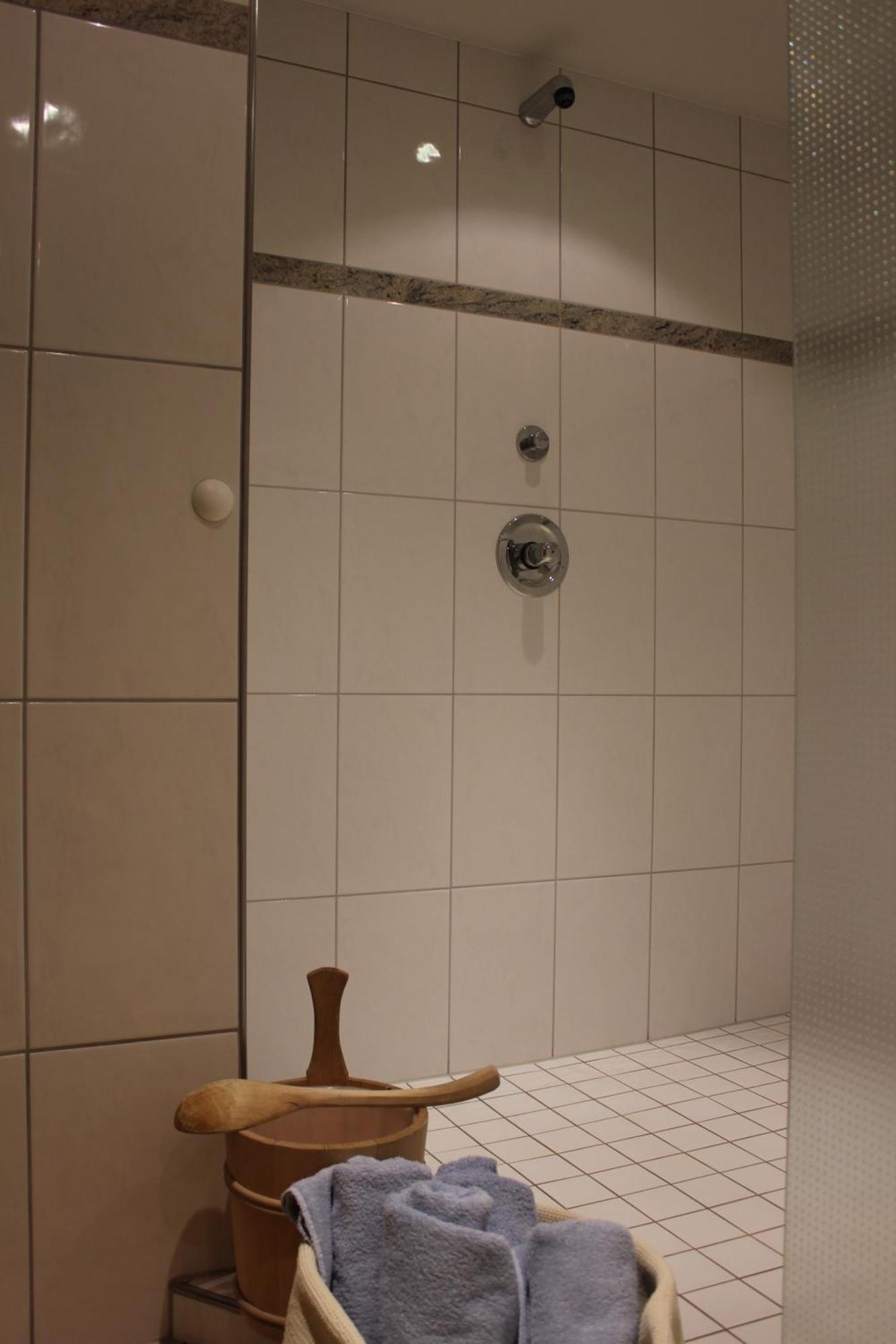 Pension Christophorus Hotel Garni パーテネン エクステリア 写真